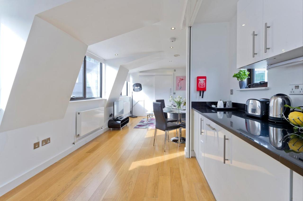 Red Lion Court By City2Stay Londres Exterior foto